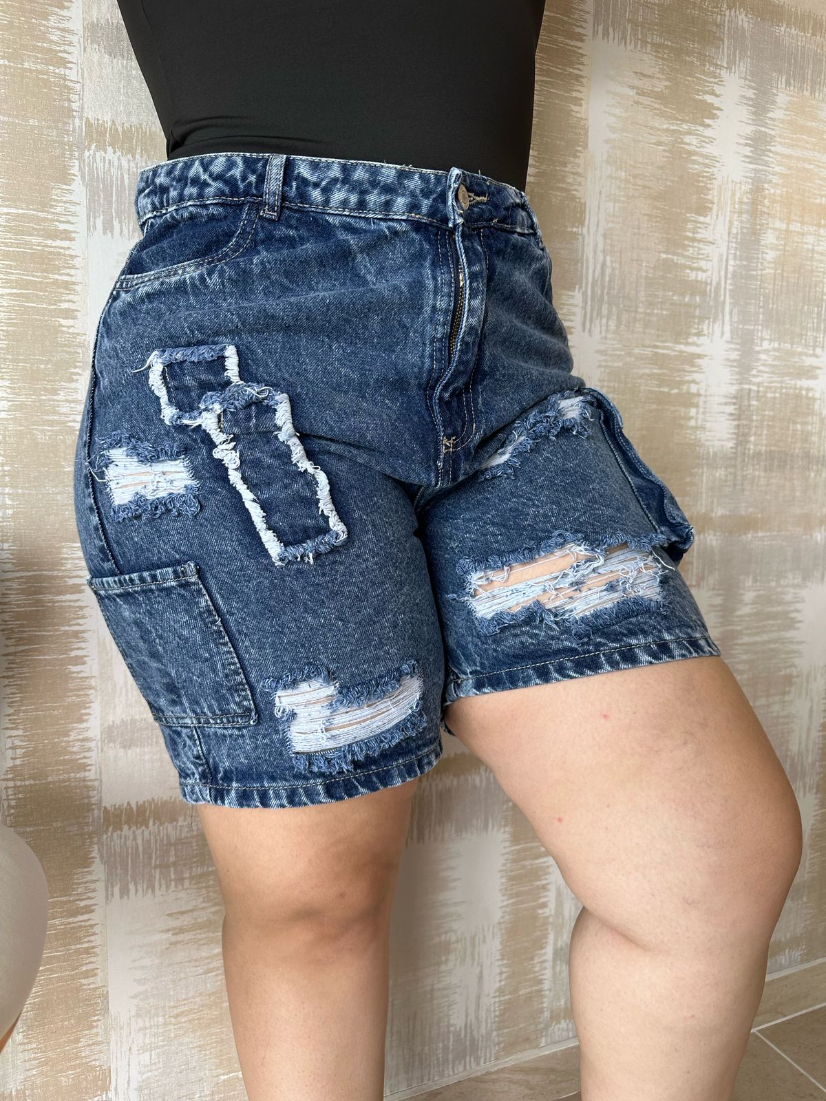 SHORT CARGO REF: 93005