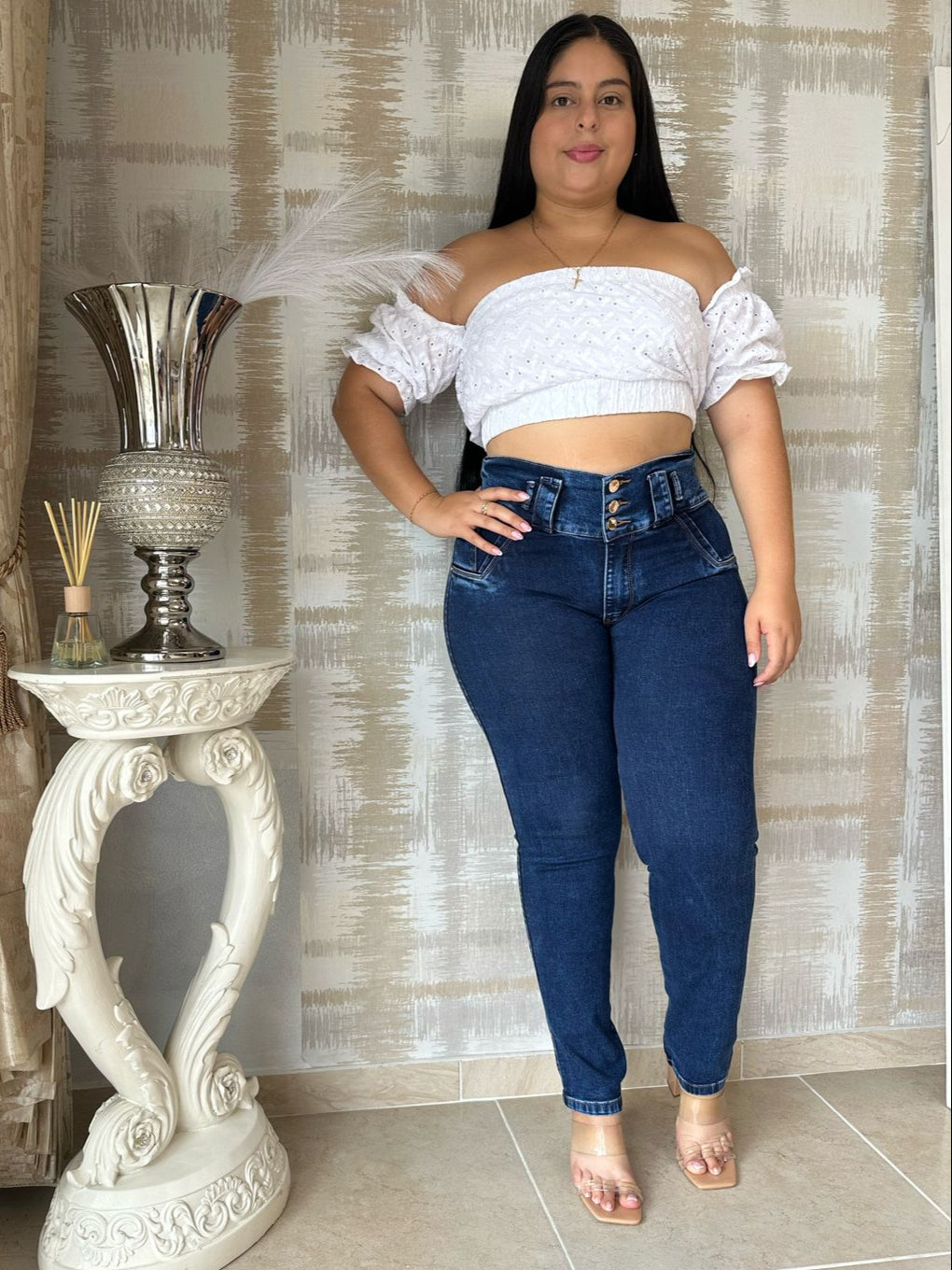 JEANS AZUL PRETINA ANCHA Y ENRESORTADA