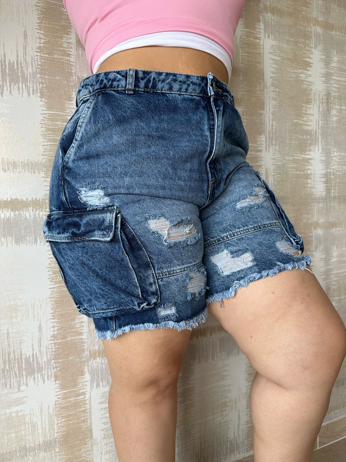 SHORT CARGO REF: 93003